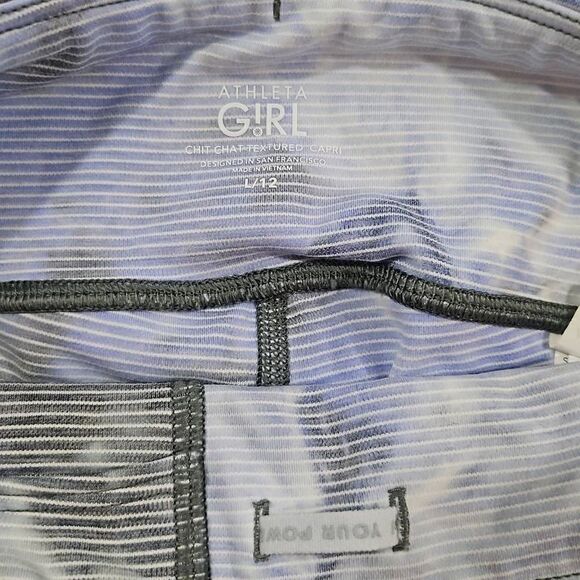 Athleta Girl Size Large /12 Chit Chat Blue And Grey Textured Capri - Picture 4 of 7